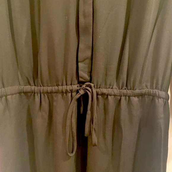 Black Medium flowy dress by Babaton in Aritzia. - Picture 2 of 5